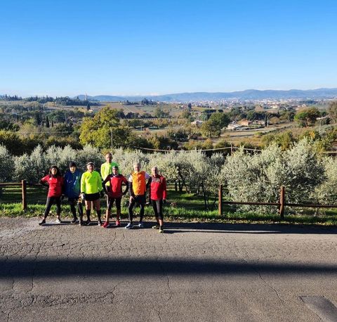 Un gruppo della Podistica in allenamento sulle colline